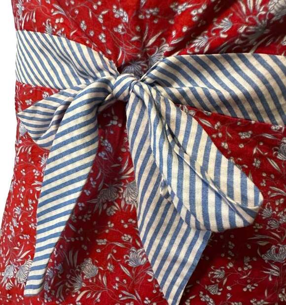 Ann Taylor - Picture 9 of 10